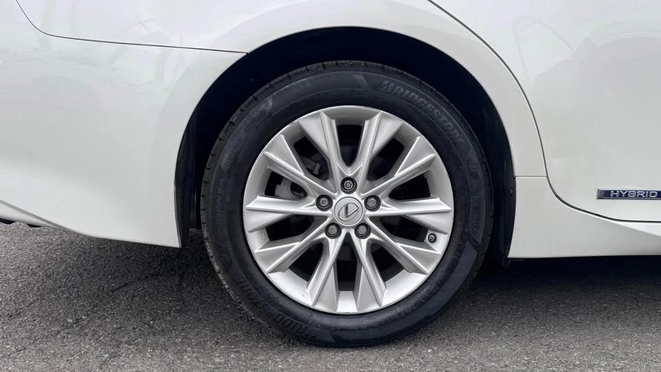 2016 Lexus IS 3rd Gen - Image 16 of 18