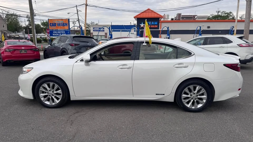 2016 Lexus IS 3rd Gen - Image 6 of 18