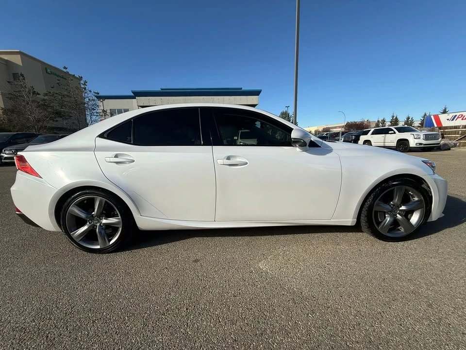 2016 Lexus IS 3rd Gen - Image 8 of 20
