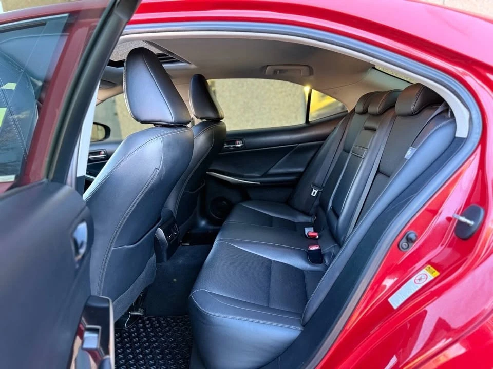 2016 Lexus IS 3rd Gen - Image 14 of 20