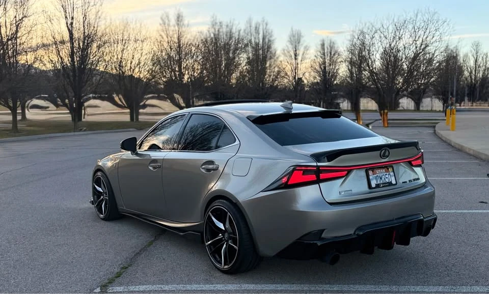 2016 Lexus IS 3rd Gen - Image 4 of 18