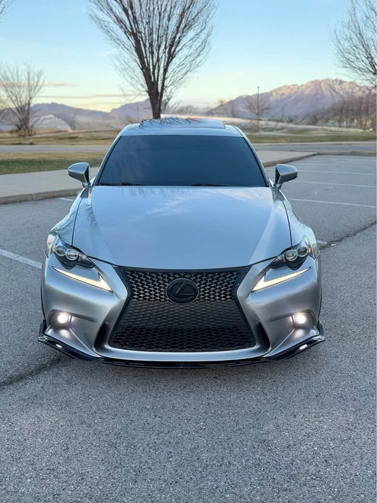 2016 Lexus IS 3rd Gen - Image 9 of 18