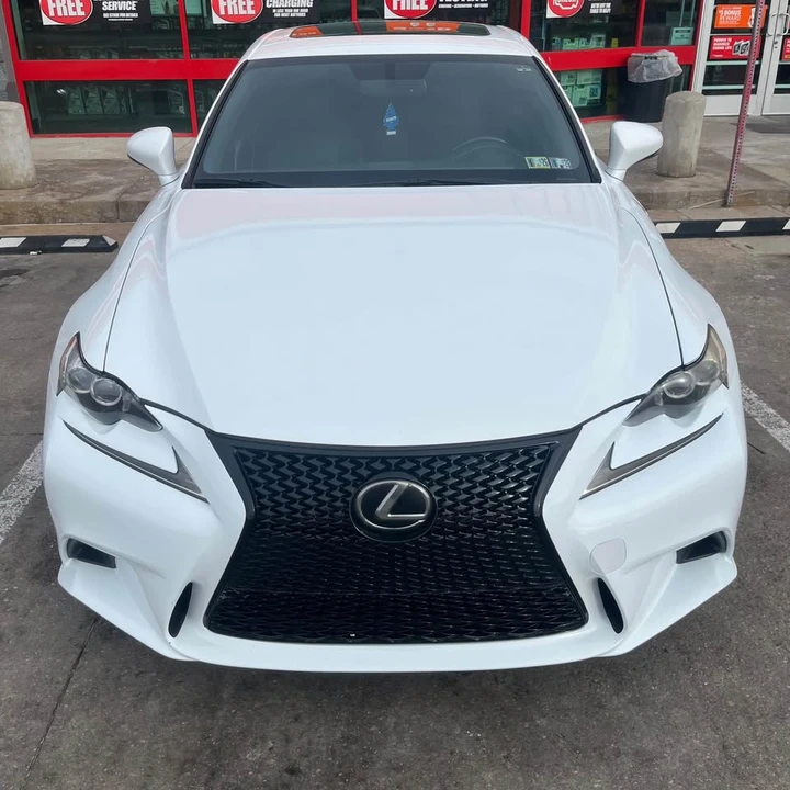 2016 Lexus IS 3rd Gen - Image 5 of 13