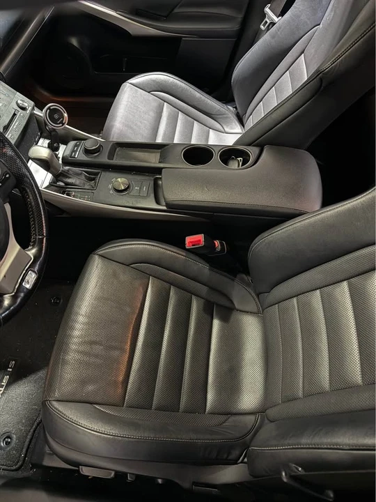 2016 Lexus IS 3rd Gen - Image 4 of 9