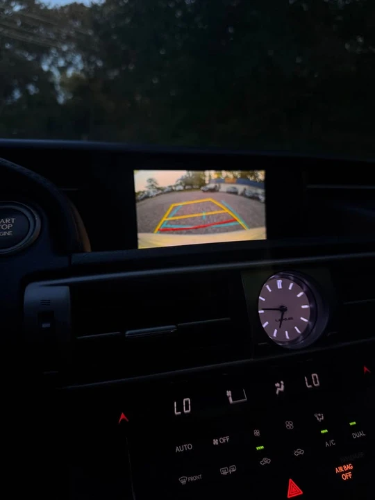 2016 Lexus IS 3rd Gen - Image 8 of 11