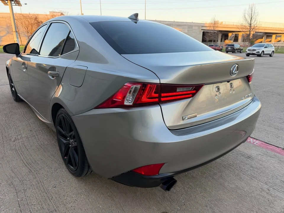 2016 Lexus IS 3rd Gen - Image 5 of 16