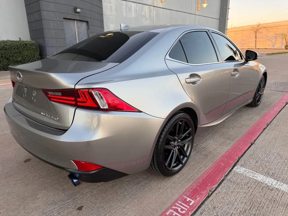 2016 Lexus IS 3rd Gen - Image 4 of 16