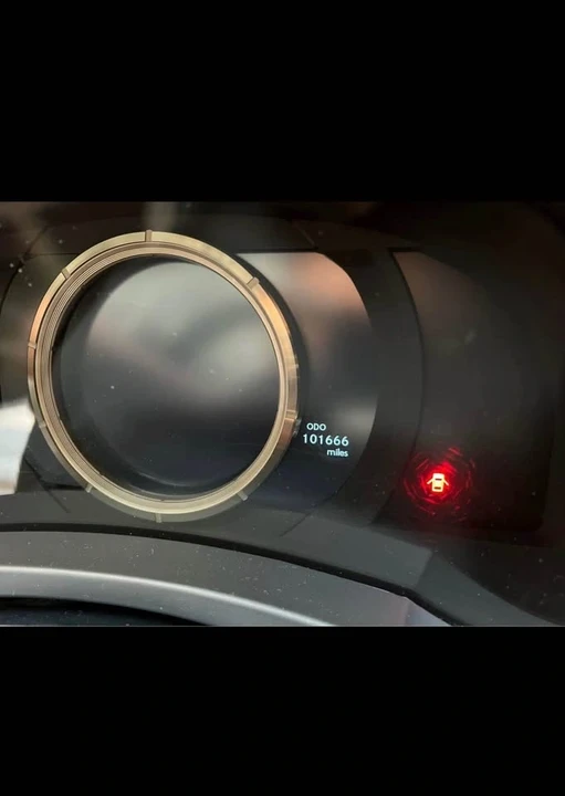 2016 Lexus IS 3rd Gen - Image 11 of 11