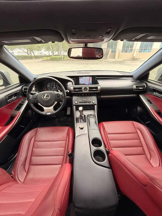 2016 Lexus IS 3rd Gen - Image 17 of 19
