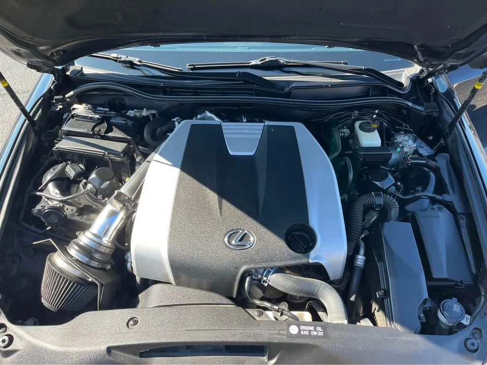 2016 Lexus IS 3rd Gen - Image 9 of 20