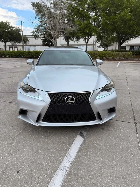 2016 Lexus IS 3rd Gen - Image 8 of 19