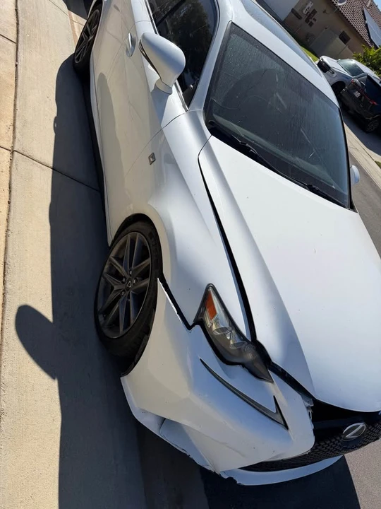 2016 Lexus IS 3rd Gen - Image 5 of 12