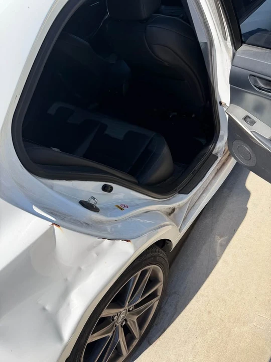 2016 Lexus IS 3rd Gen - Image 8 of 12