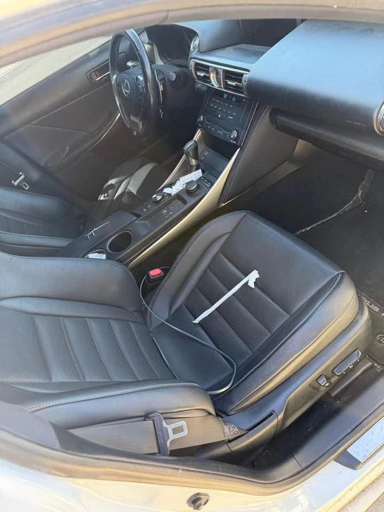 2016 Lexus IS 3rd Gen - Image 7 of 12