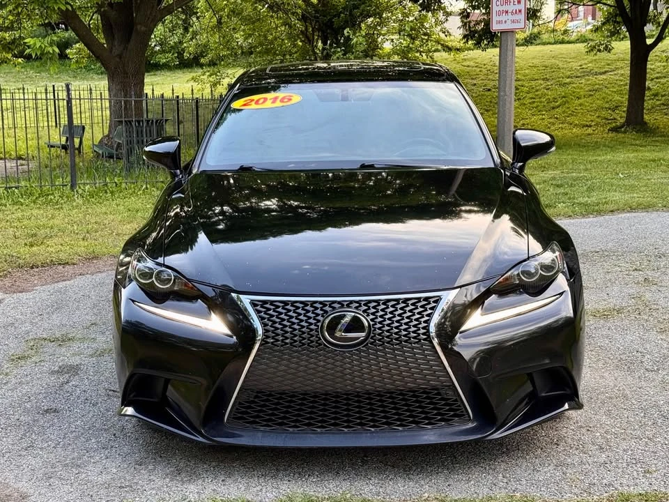 2016 Lexus IS 3rd Gen - Image 8 of 19