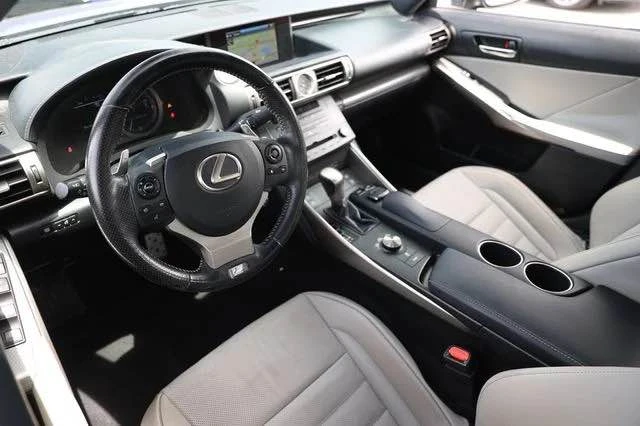 2016 Lexus IS 3rd Gen - Image 4 of 20