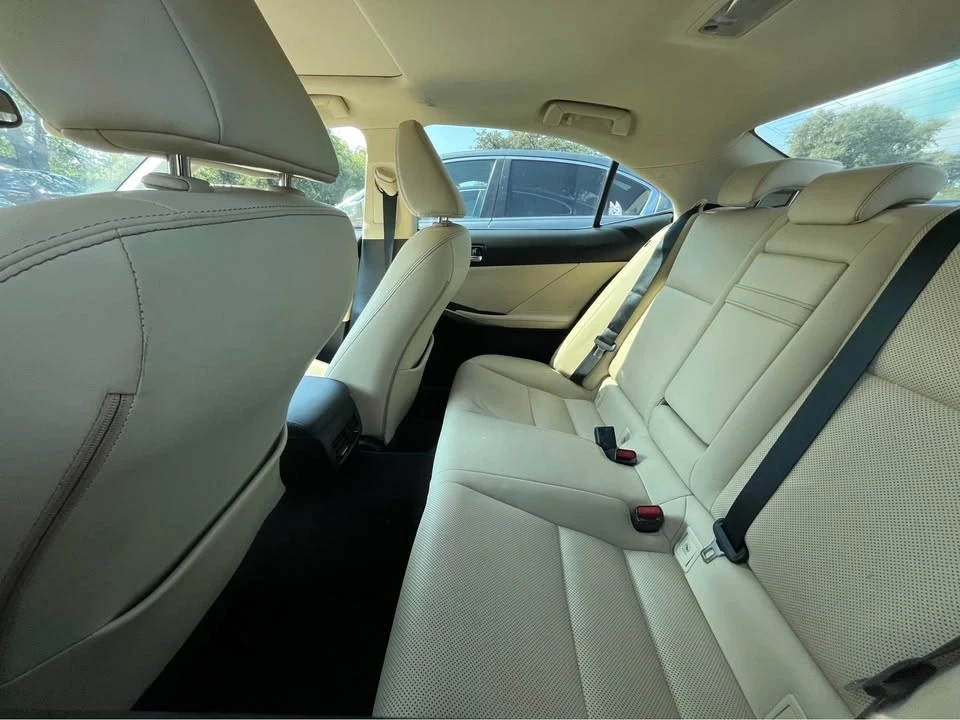 2016 Lexus IS 3rd Gen - Image 6 of 7