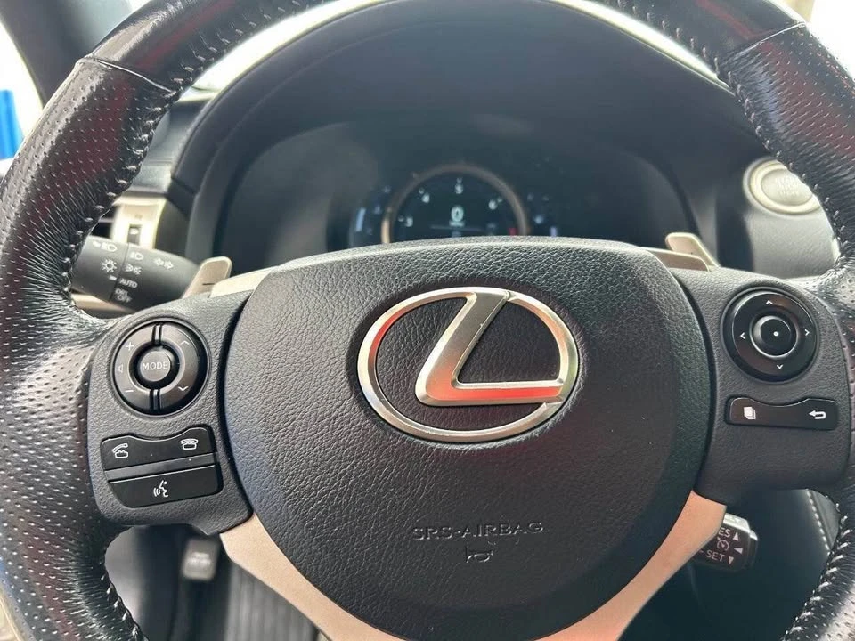 2016 Lexus IS 3rd Gen - Image 15 of 20