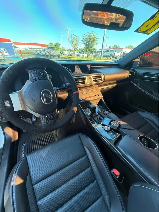 2016 Lexus IS 3rd Gen - Image 8 of 11