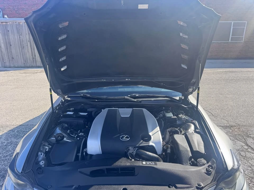 2016 Lexus IS 3rd Gen - Image 19 of 20