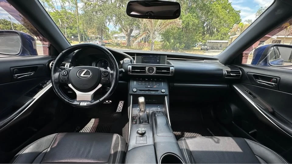 2016 Lexus IS 3rd Gen - Image 11 of 20