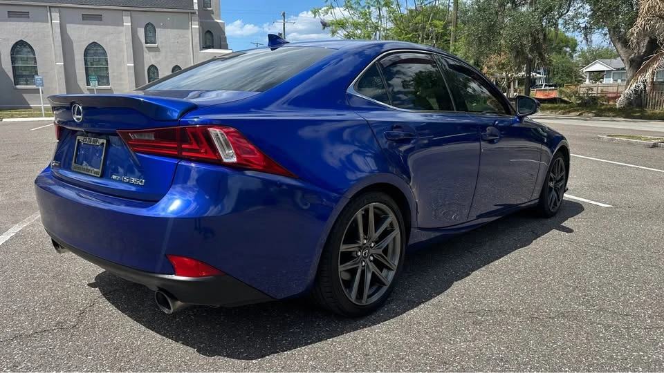 2016 Lexus IS 3rd Gen - Image 5 of 20