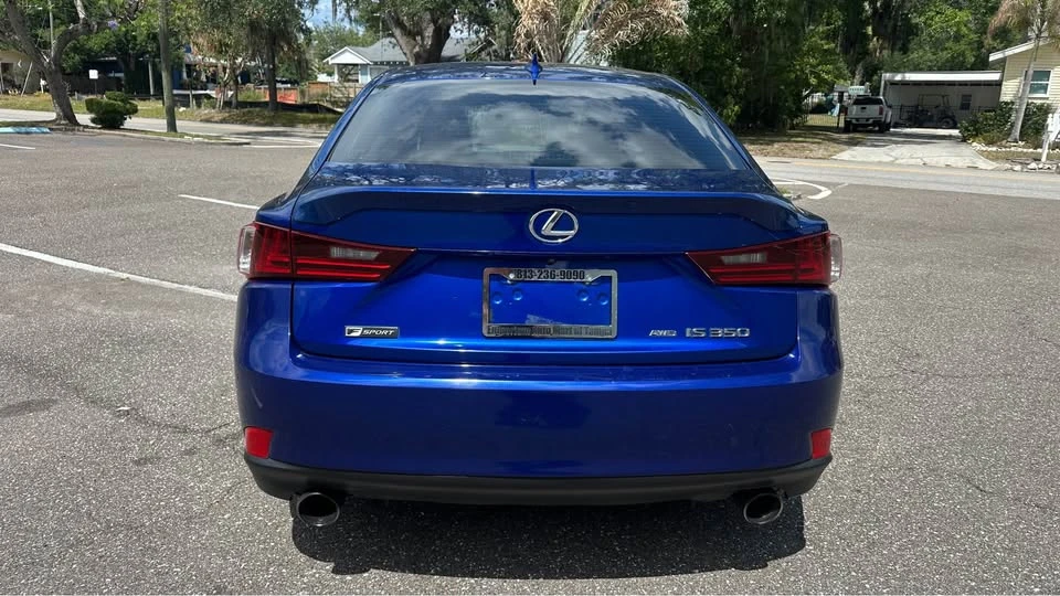 2016 Lexus IS 3rd Gen - Image 4 of 20