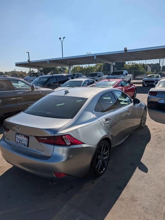 2016 Lexus IS 3rd Gen - Image 4 of 9