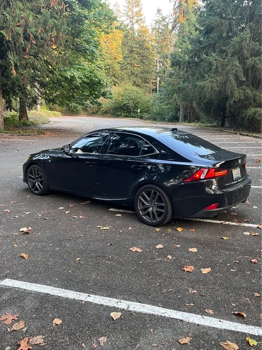 2016 Lexus IS 3rd Gen - Image 7 of 10