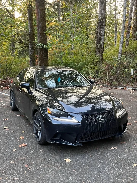 2016 Lexus IS 3rd Gen - Image 2 of 10