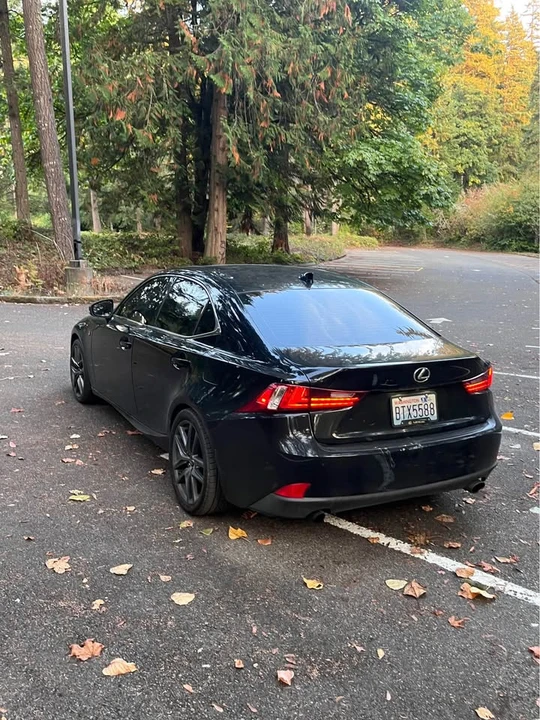 2016 Lexus IS 3rd Gen - Image 6 of 10