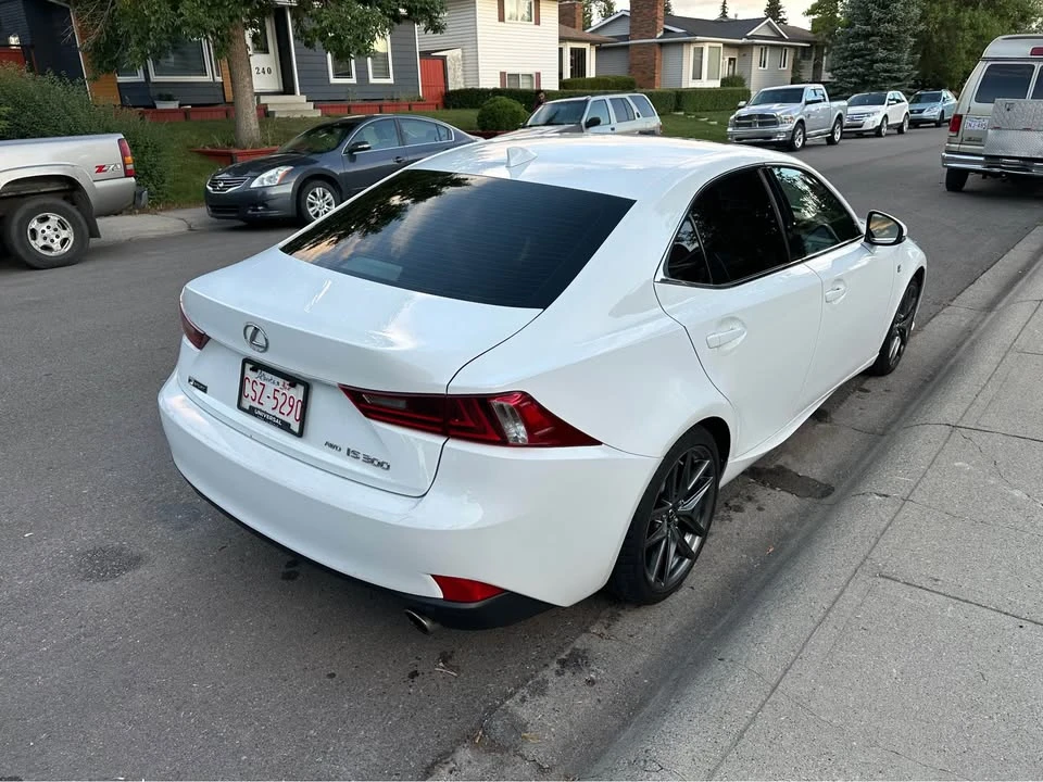 2016 Lexus IS 3rd Gen - Image 4 of 18