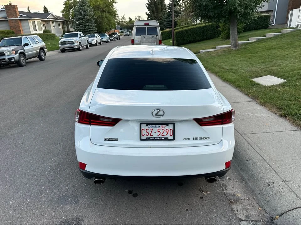 2016 Lexus IS 3rd Gen - Image 5 of 18
