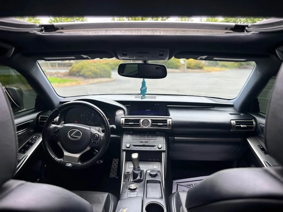 2016 Lexus IS 3rd Gen - Image 16 of 20