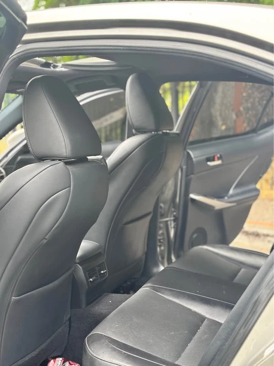 2016 Lexus IS 3rd Gen - Image 15 of 20