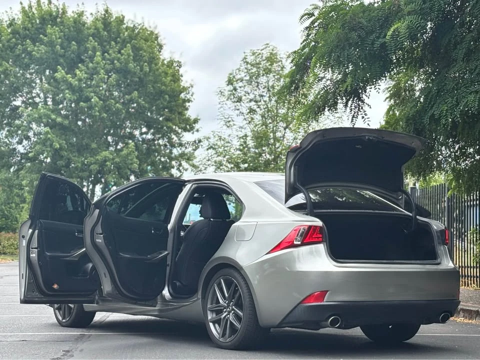 2016 Lexus IS 3rd Gen - Image 8 of 20