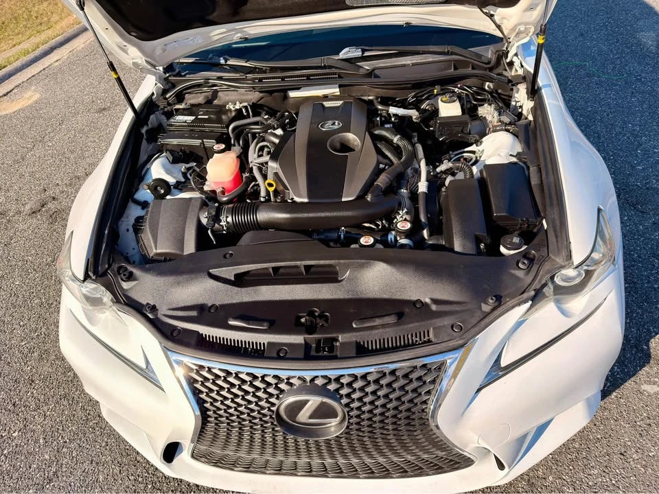 2016 Lexus IS F 2nd Gen - Image 10 of 16