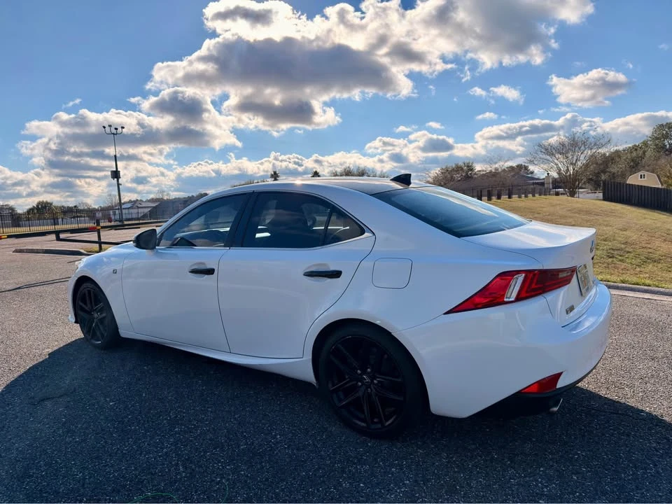 2016 Lexus IS F 2nd Gen - Image 4 of 16