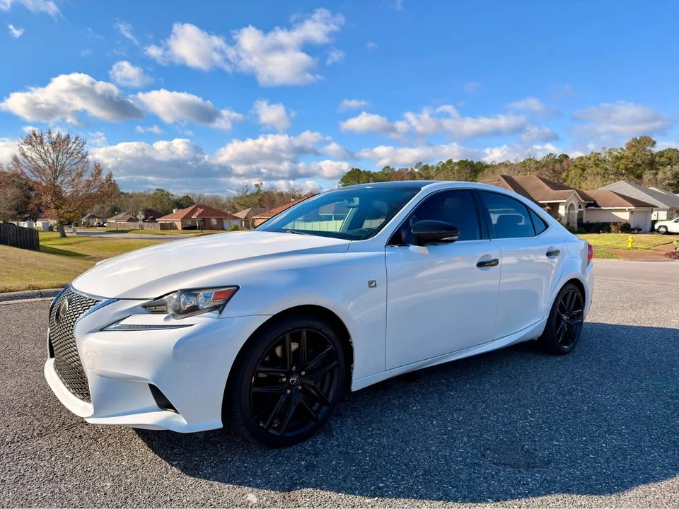 2016 Lexus IS F 2nd Gen - Image 3 of 16