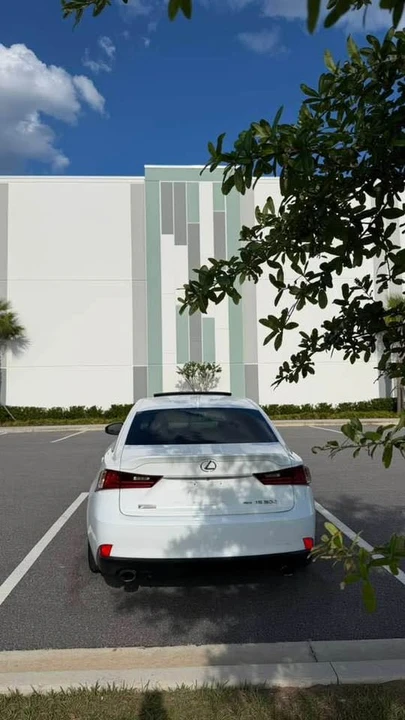 2016 Lexus IS 3rd Gen - Image 8 of 9