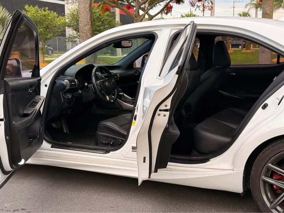 2016 Lexus IS 3rd Gen - Image 9 of 19