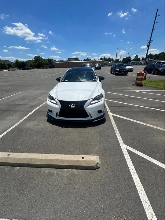 2016 Lexus IS 3rd Gen - Image 6 of 12