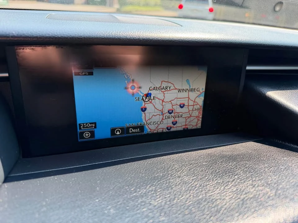 2016 Lexus IS 3rd Gen - Image 16 of 17