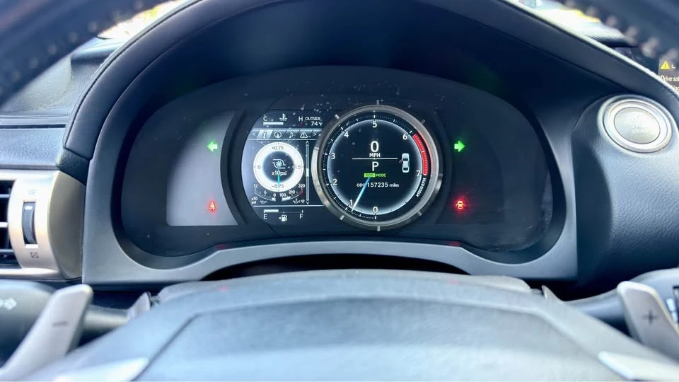2016 Lexus IS 3rd Gen - Image 10 of 14