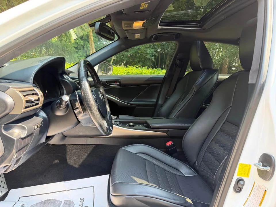 2016 Lexus IS 3rd Gen - Image 12 of 17