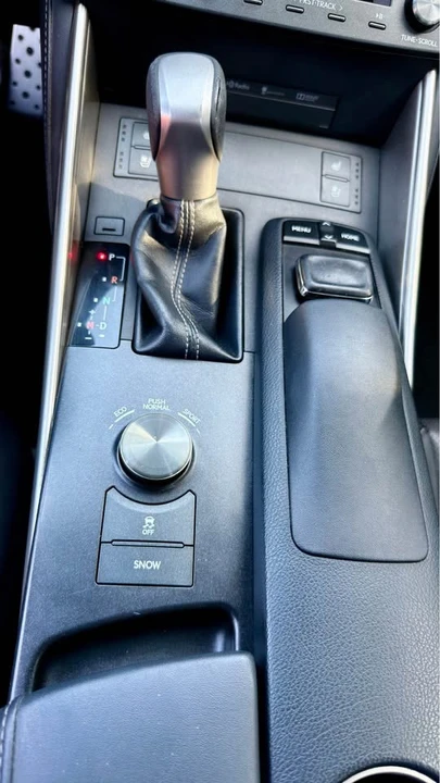 2016 Lexus IS 3rd Gen - Image 11 of 14
