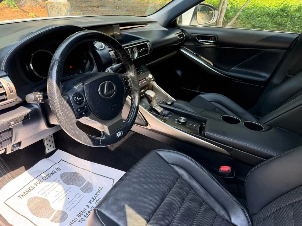 2016 Lexus IS 3rd Gen - Image 11 of 17
