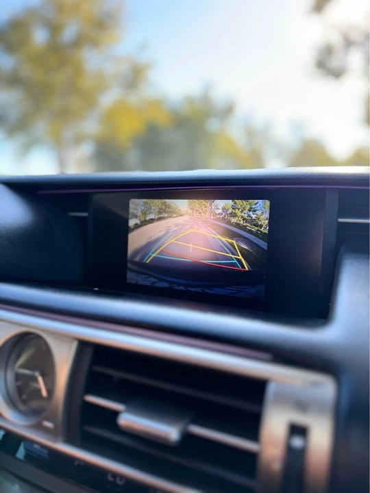 2016 Lexus IS 3rd Gen - Image 18 of 20