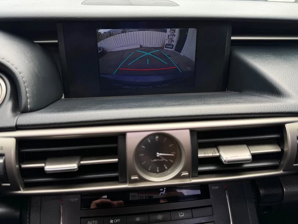 2016 Lexus IS 3rd Gen - Image 16 of 20