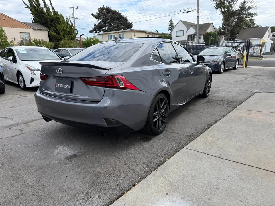 2016 Lexus IS 3rd Gen - Image 5 of 20